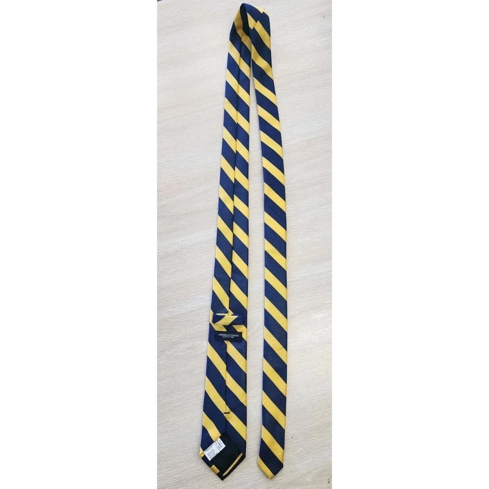 American Eagle Outfitters AEO Polyester Tie‎ Blue & Yellow Stripes Men Necktie